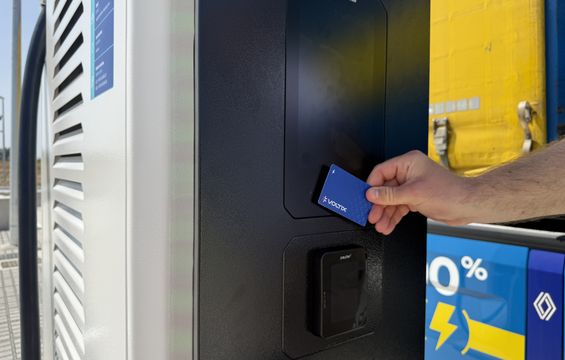 voltix-vinci-bornes-recharge-poids-lourds-electriques