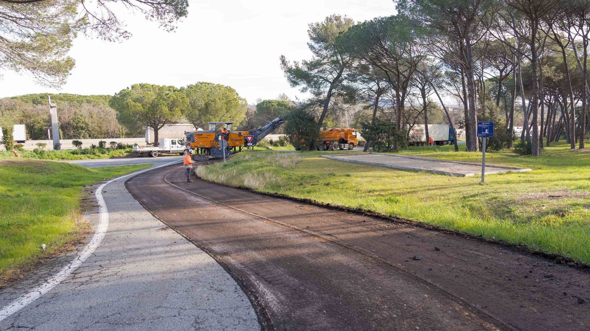 A8_ESCOTA_chaussées_aires_3