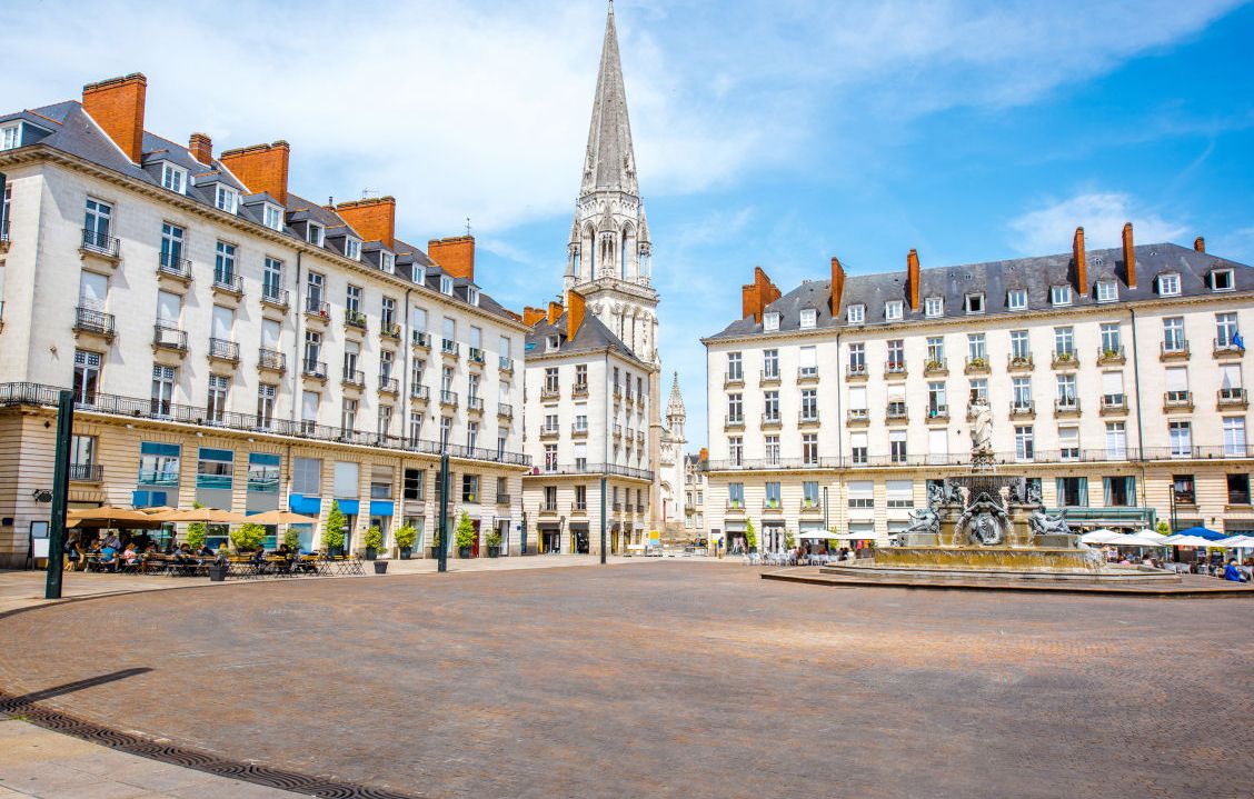 site-touristique-vinci-autoroutes-place-royale-nantes