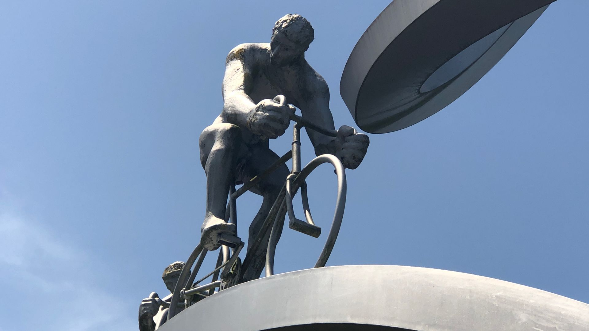 aire-remarquable-pyrenees-autoroute