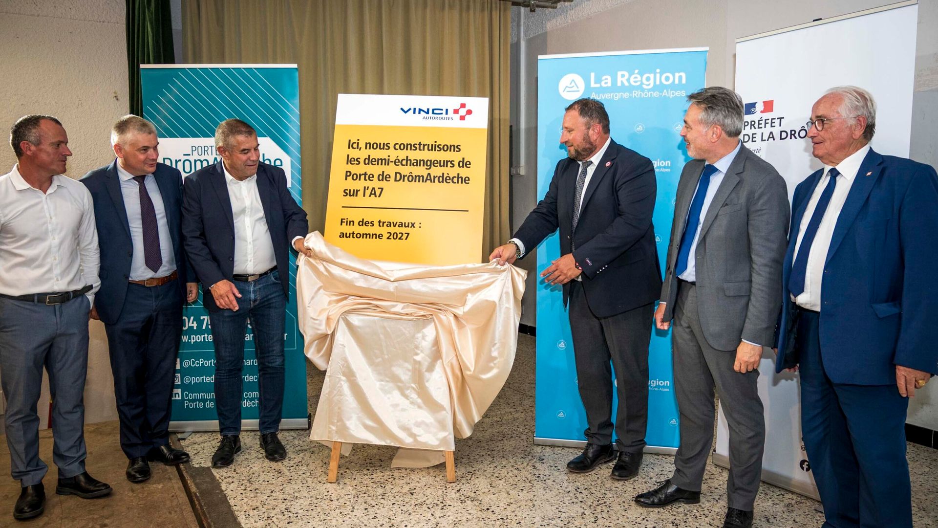 A7 Echangeur Drômardeche - photo première pierre