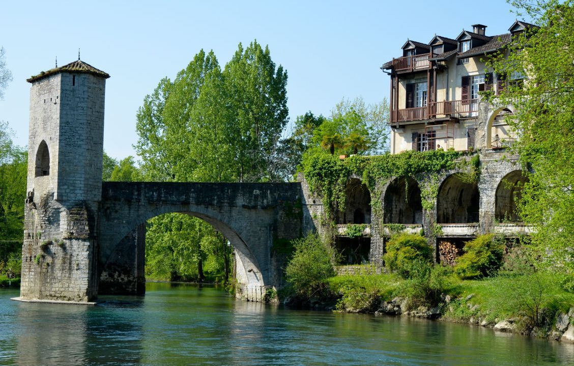 sauveterre-bearn-route-des-seigneurs-du-pays-basque