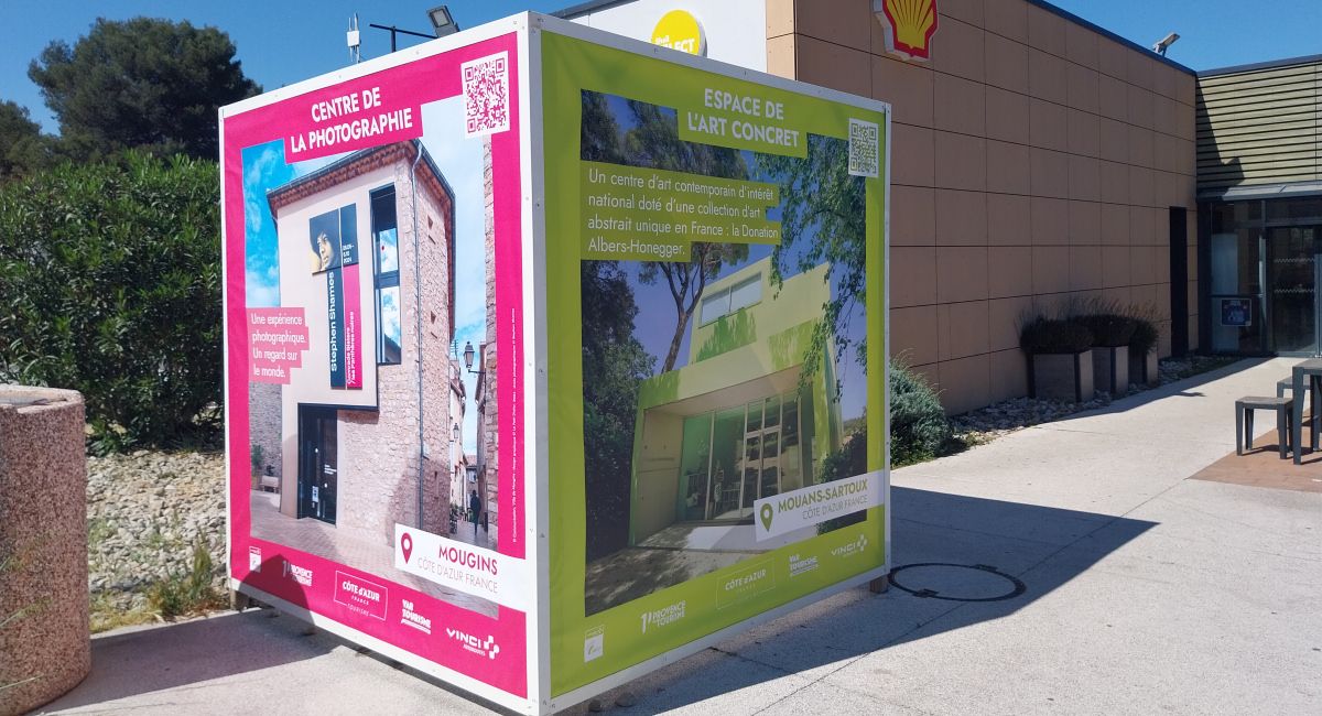 exposition-autoroute-sur-la-route-avec