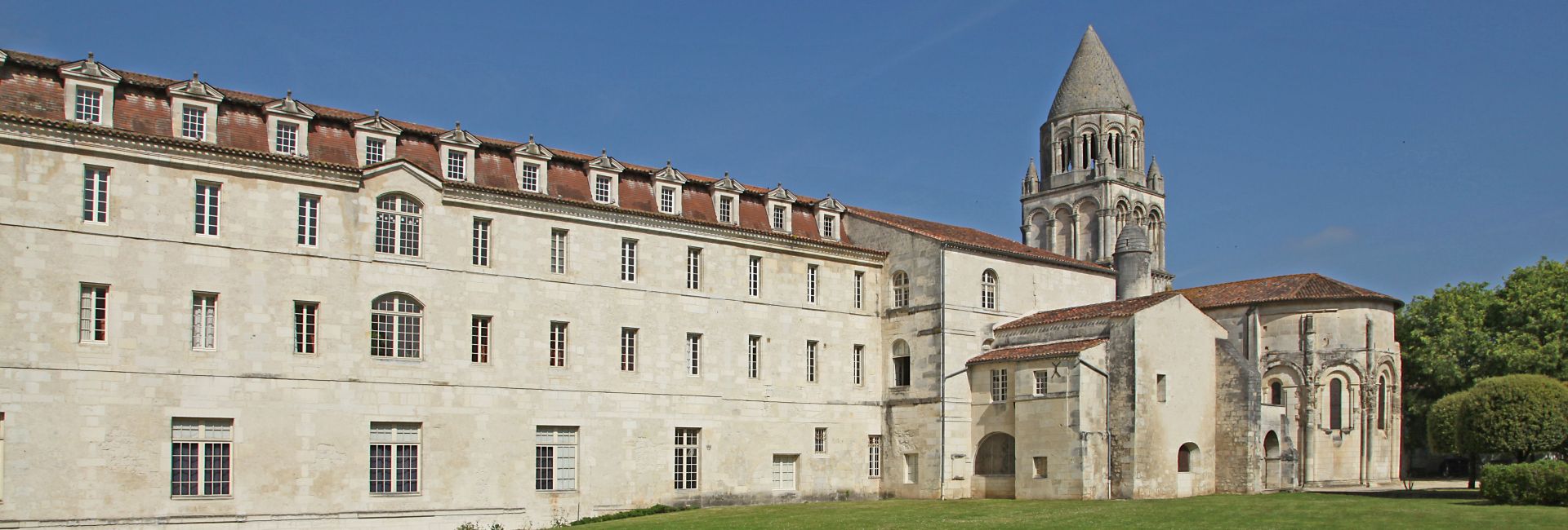 S’évader à proximité de l'autoroute A837