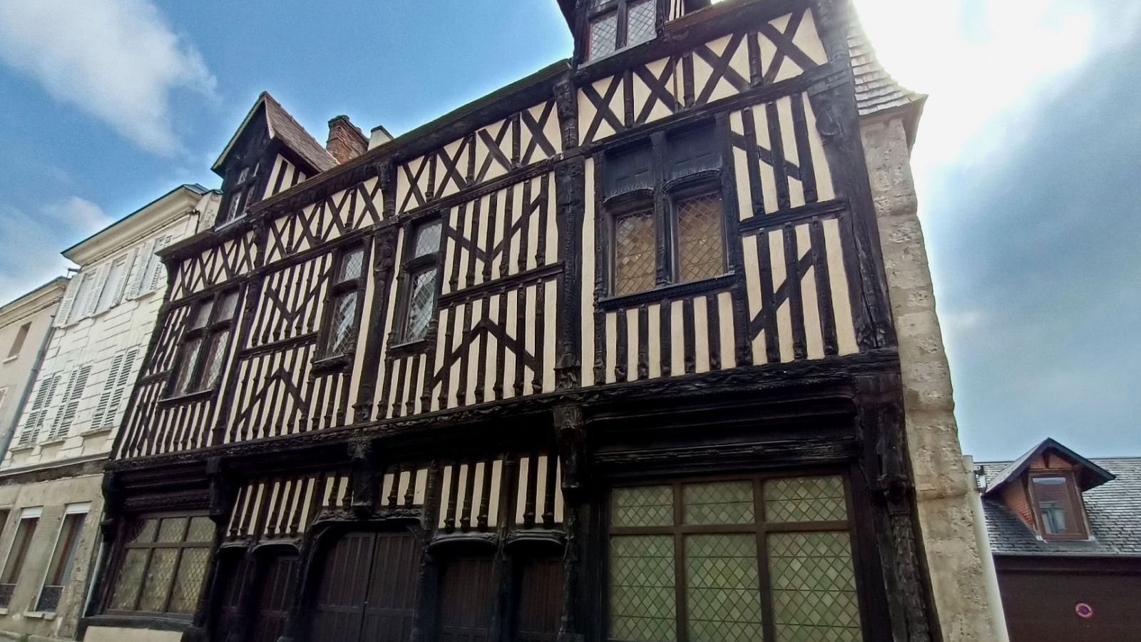 site-touristique-vinci-autoroutes-village-gallardon