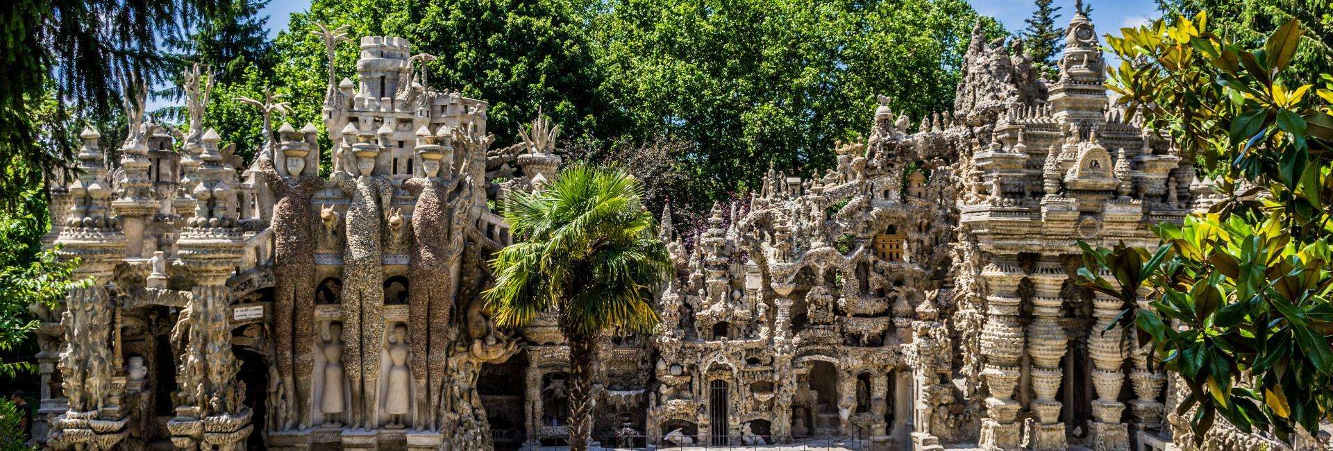 Palais idéal du Facteur Cheval