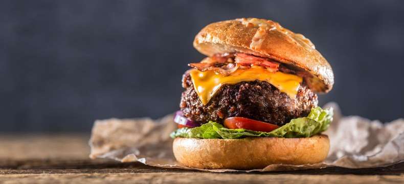 Sur l’autoroute, à chacun son burger ! 