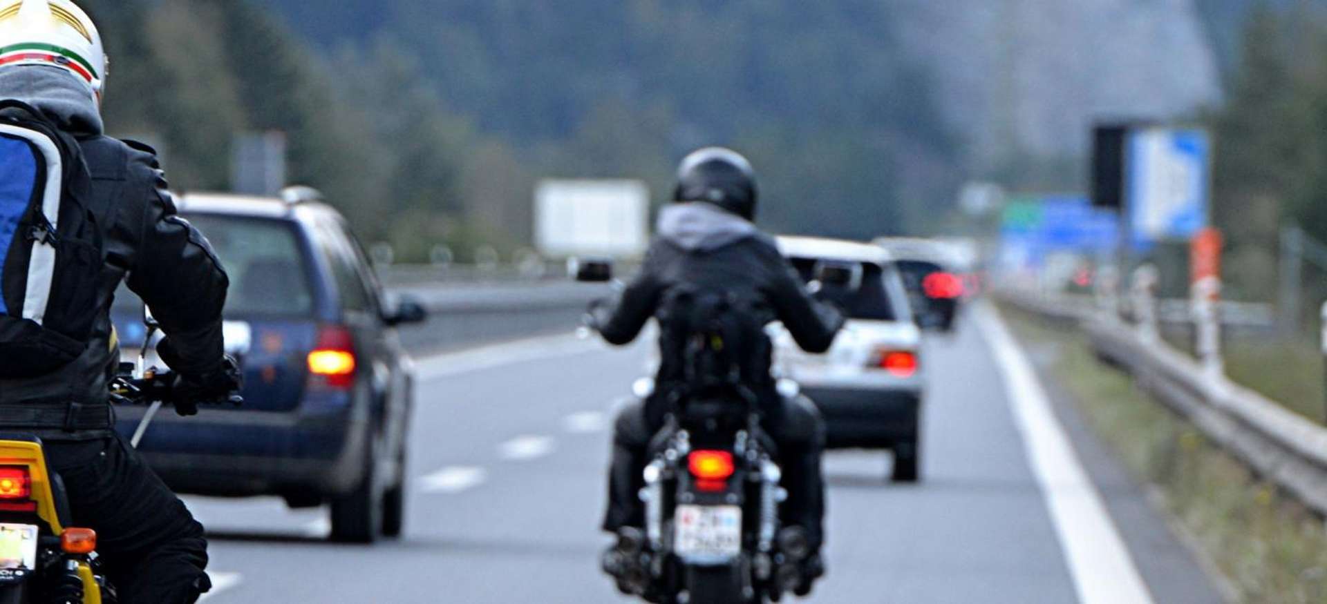 Conduite en moto sur autoroute : des conseils pour rouler en toute sécurité